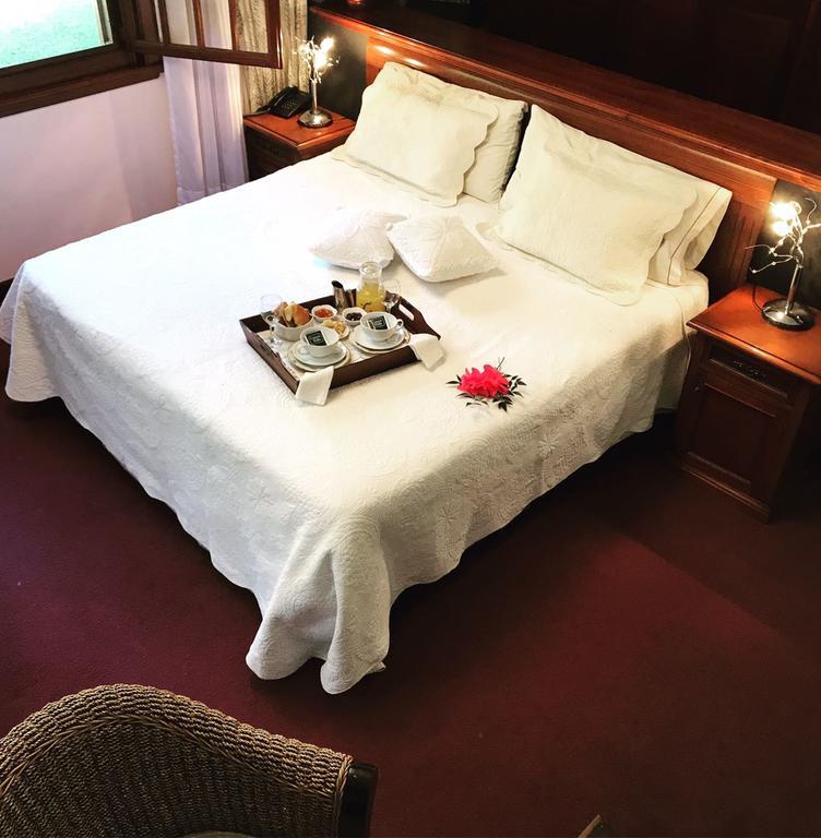 Hotel Aeropuerto Ezeiza Casa De Mr Monte Grande Eksteriør bilde