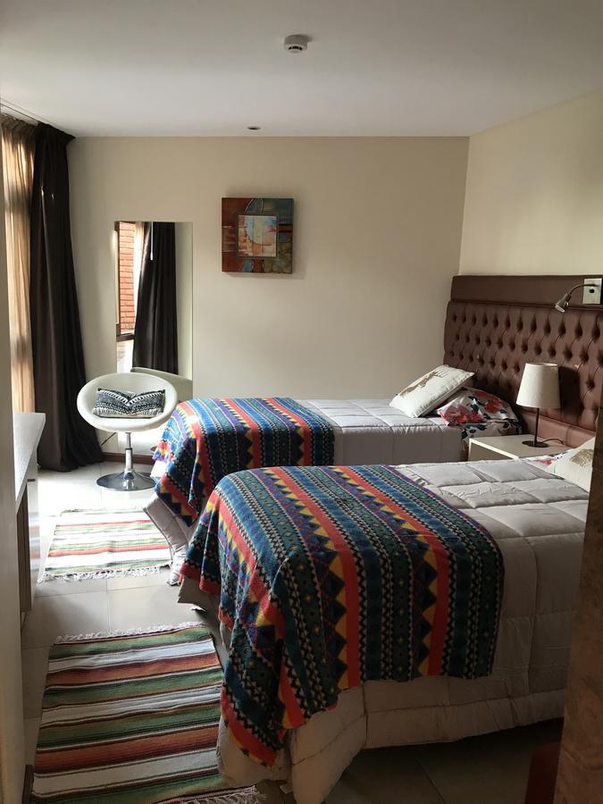 Hotel Aeropuerto Ezeiza Casa De Mr Monte Grande Eksteriør bilde